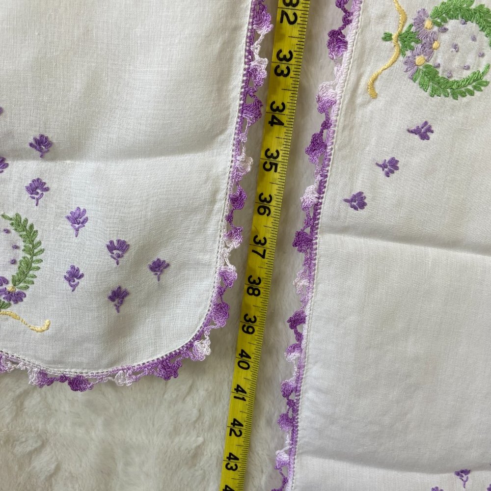Vintage set 2 Linen Handmade embroidery Floral Crocheted Bordered edges Runners - Picture 8 of 10